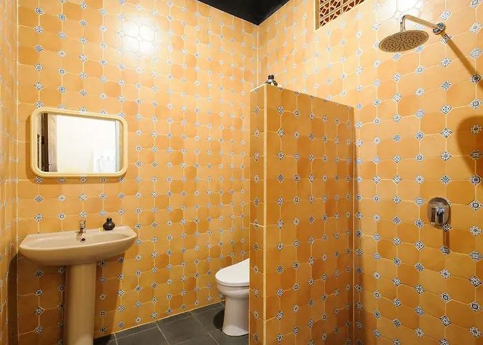 Hostal Backpackers @ Lakeview *