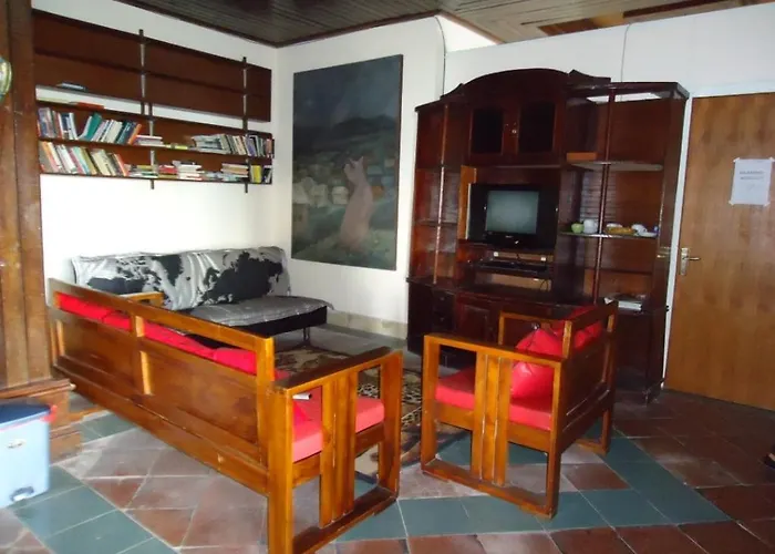 Hostal Backpackers @ Lakeview
